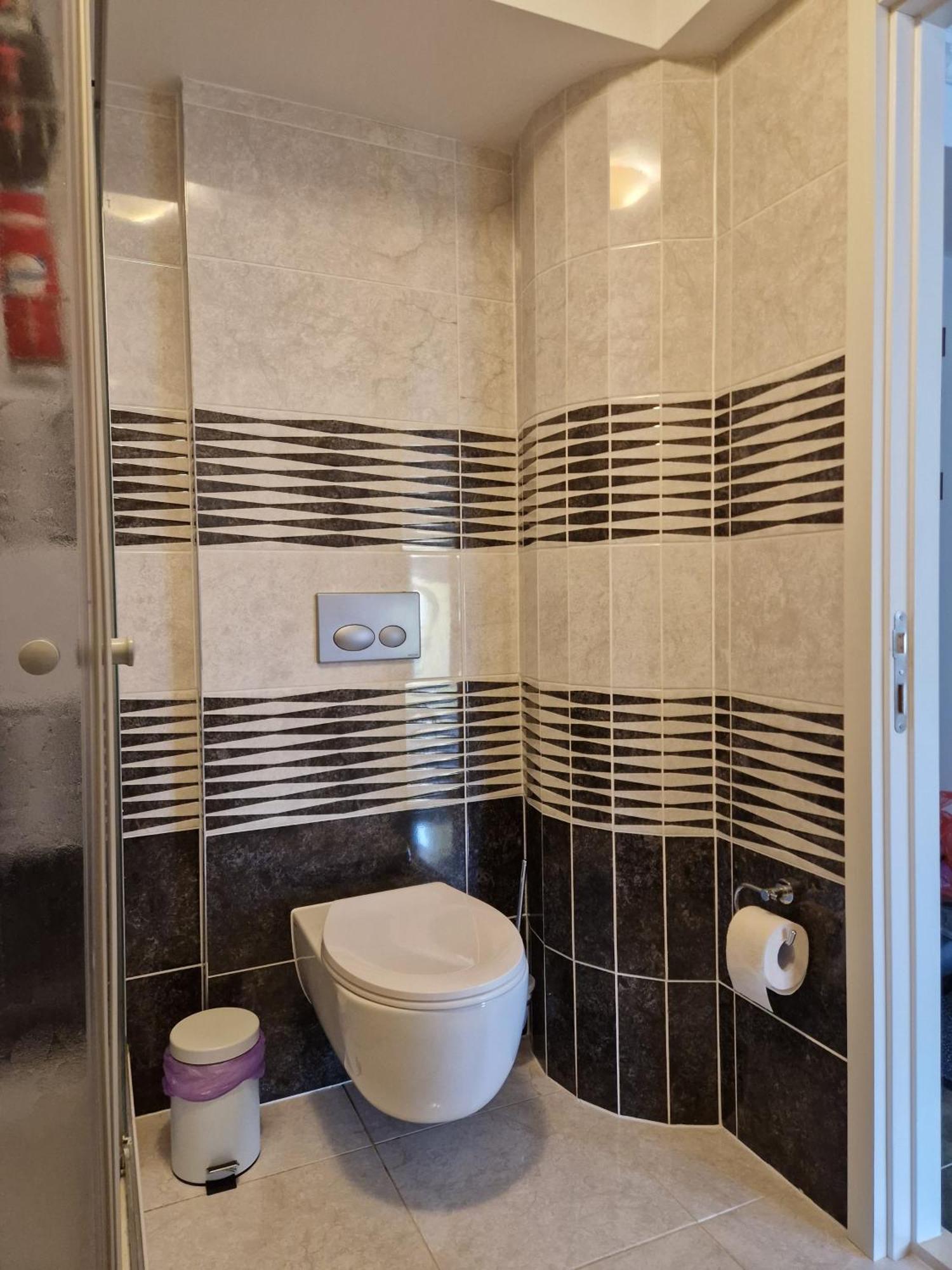 Apartament In Отопени Экстерьер фото